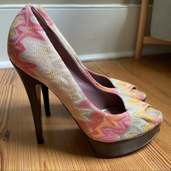 Missoni Shoes - Missoni multicolor knit textile peep toe heeled platform pumps SIZE 38